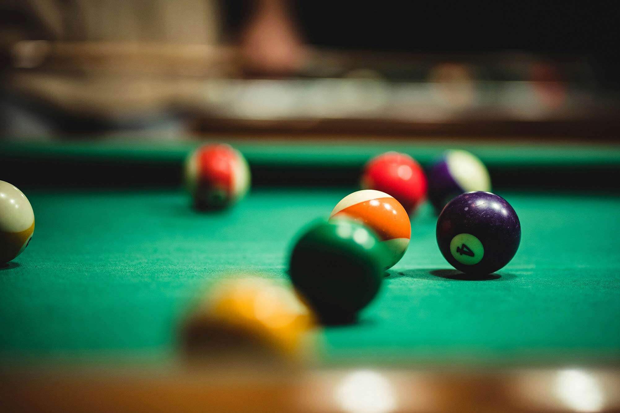 pool table close-up photo